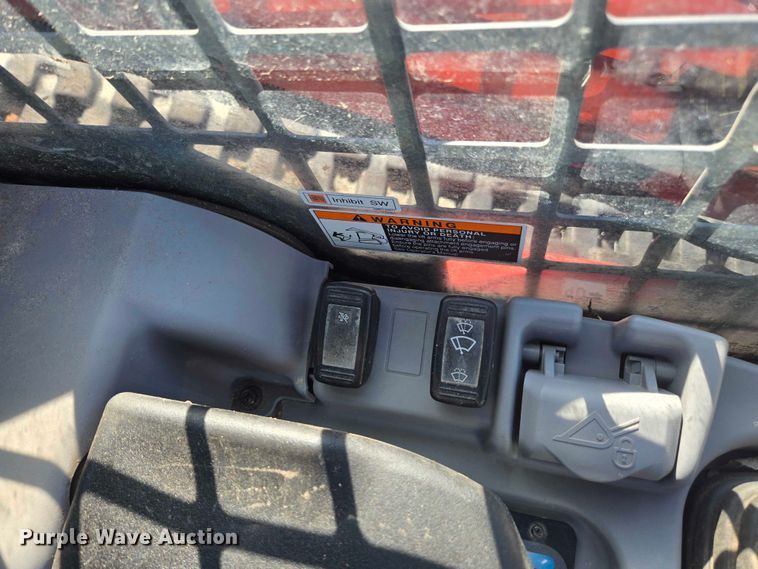 image for item YA2416 2025 Kubota SVL97-2 tracked skid steer loader