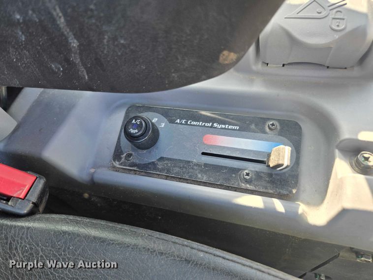 image for item YA2416 2025 Kubota SVL97-2 tracked skid steer loader