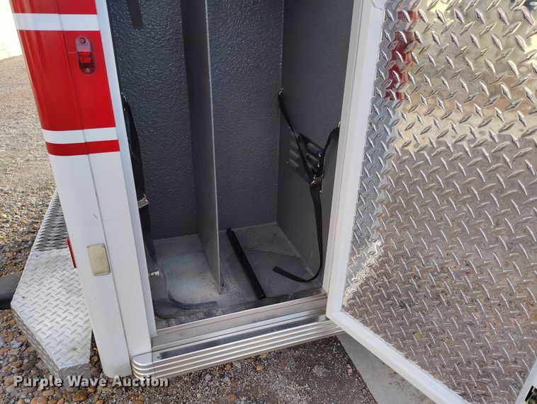 image for item DP5057 2010 Ford E450 Super Duty ambulance