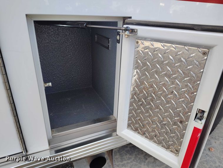 image for item DP5057 2010 Ford E450 Super Duty ambulance