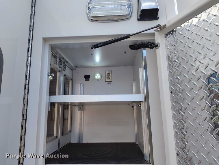 image for item DP5057 2010 Ford E450 Super Duty ambulance