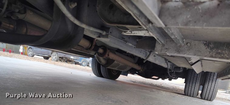 image for item DP5057 2010 Ford E450 Super Duty ambulance