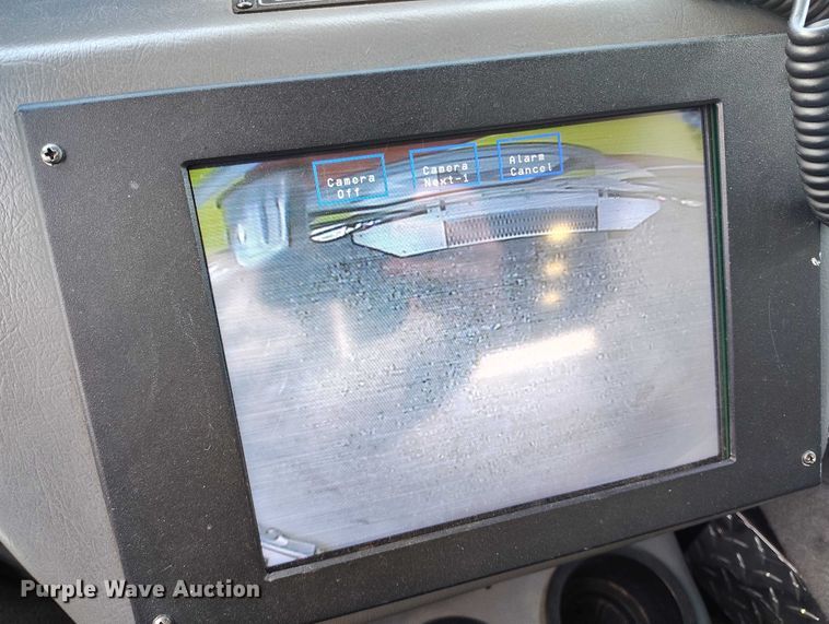 image for item DP5057 2010 Ford E450 Super Duty ambulance