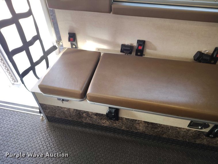 image for item DP5057 2010 Ford E450 Super Duty ambulance