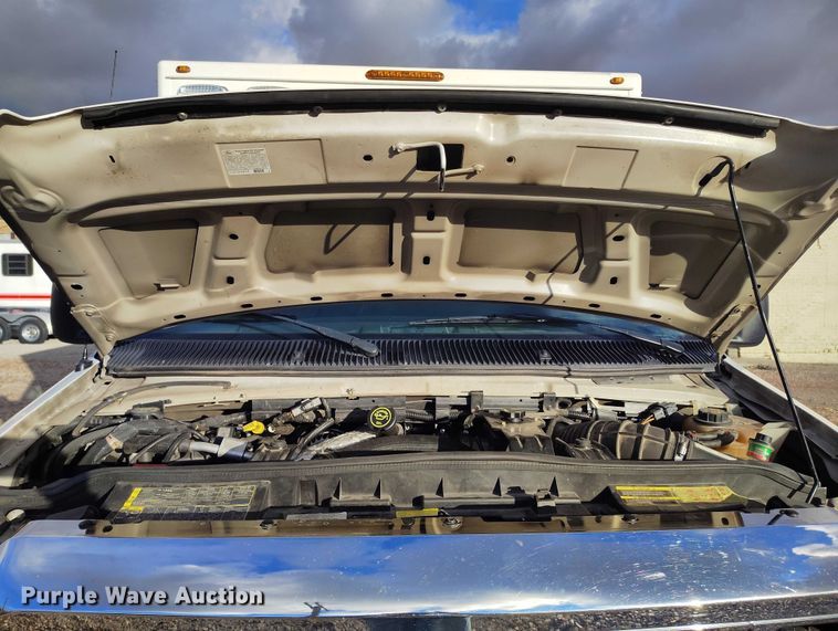 image for item DP5057 2010 Ford E450 Super Duty ambulance