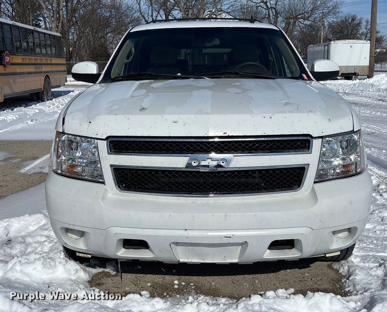 image for item DR2844 2013 Chevrolet Suburban SUV