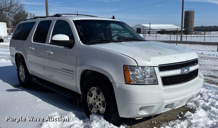 image for item DR2844 2013 Chevrolet Suburban SUV