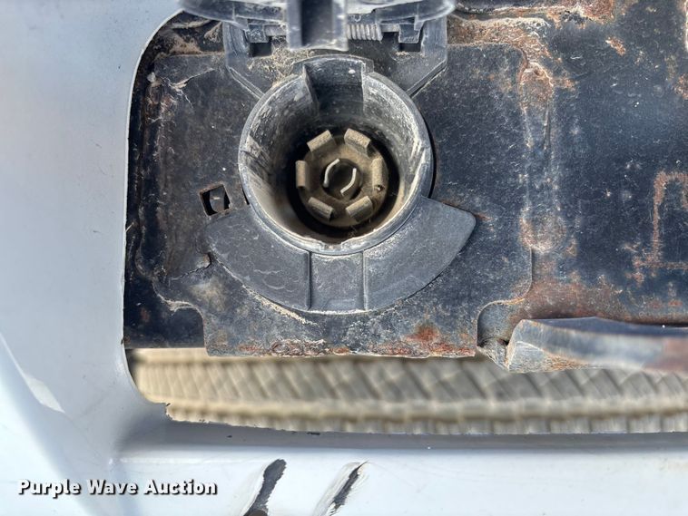 image for item DR2844 2013 Chevrolet Suburban SUV