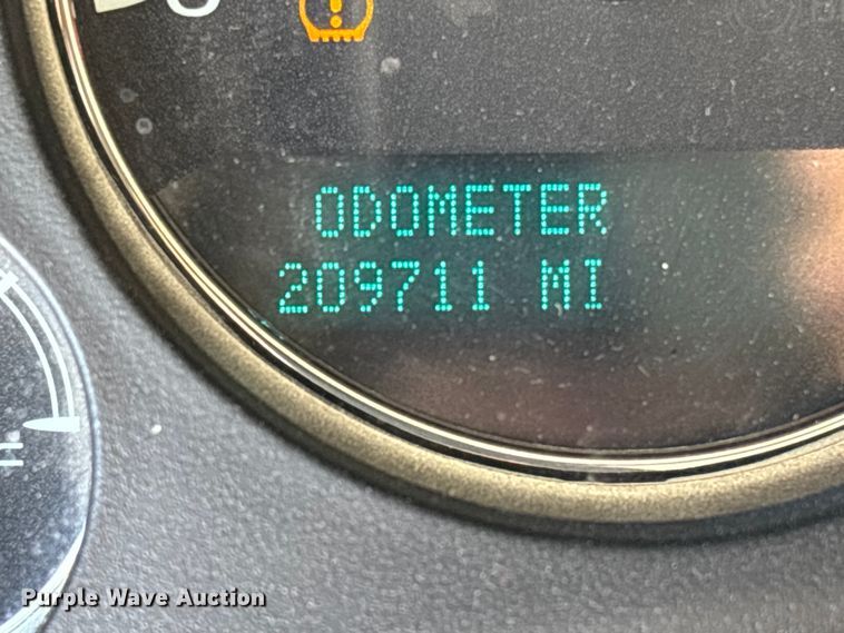 image for item DR2844 2013 Chevrolet Suburban SUV