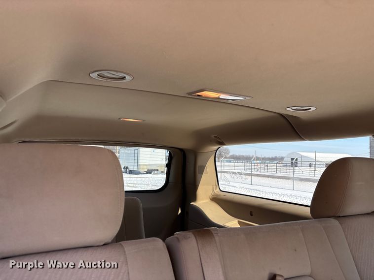 image for item DR2844 2013 Chevrolet Suburban SUV