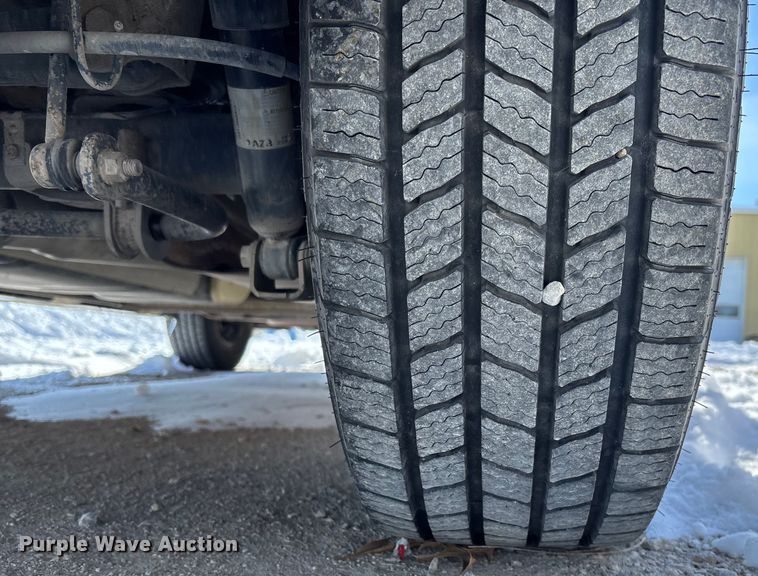 image for item DR2844 2013 Chevrolet Suburban SUV