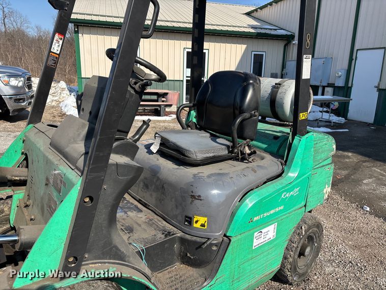 image for item DT0010 Mitsubishi FG25N forklift