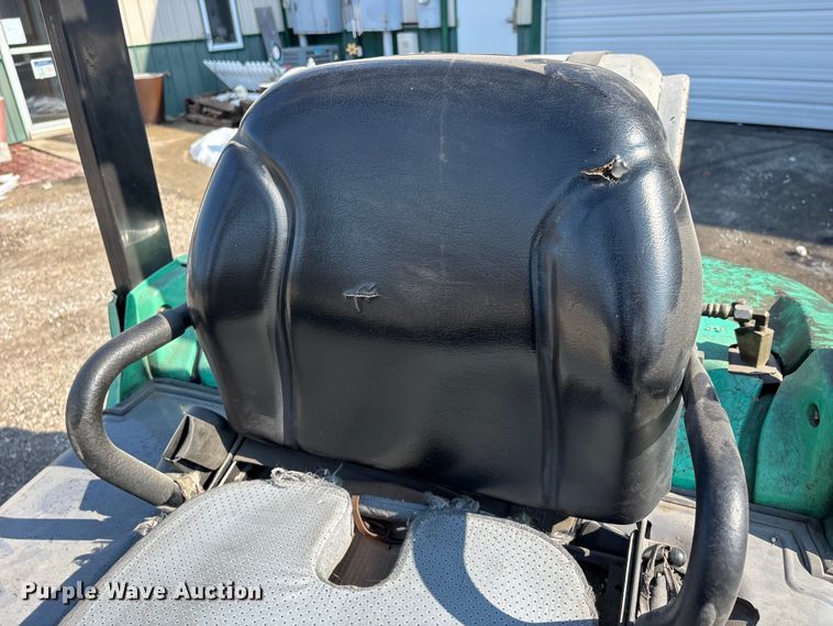 image for item DT0010 Mitsubishi FG25N forklift