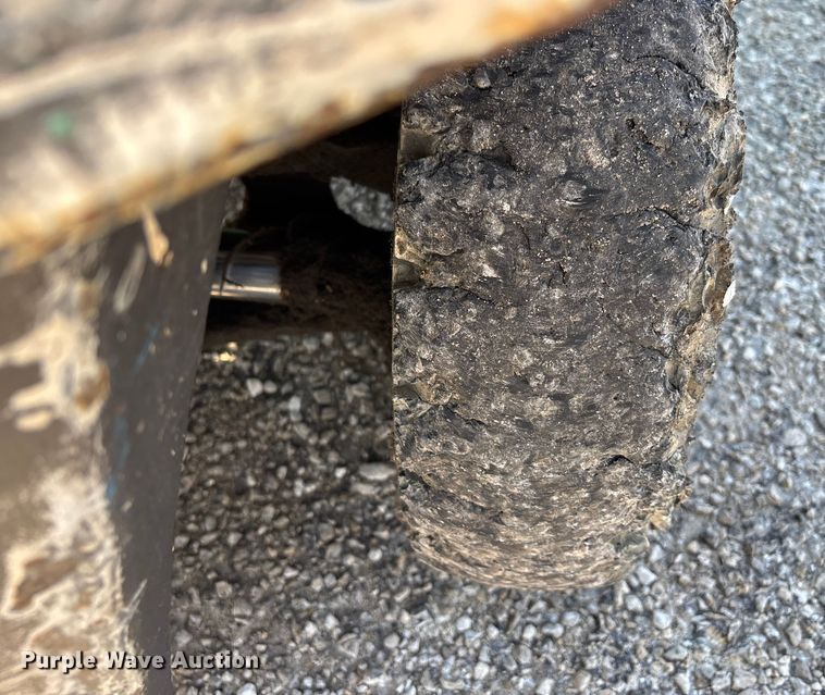 image for item DT0010 Mitsubishi FG25N forklift