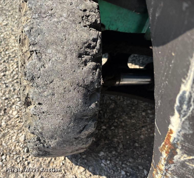 image for item DT0010 Mitsubishi FG25N forklift