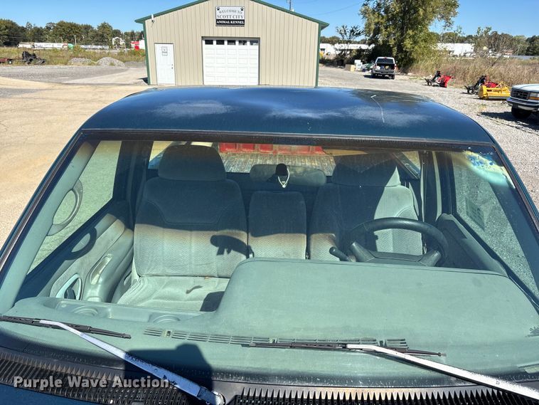 image for item DU1481 1996 Chevrolet C1500 pickup truck