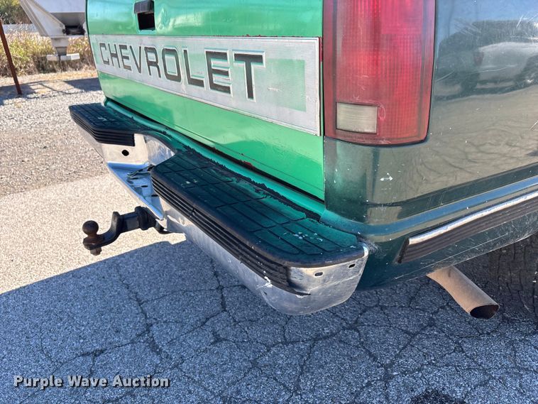 image for item DU1481 1996 Chevrolet C1500 pickup truck