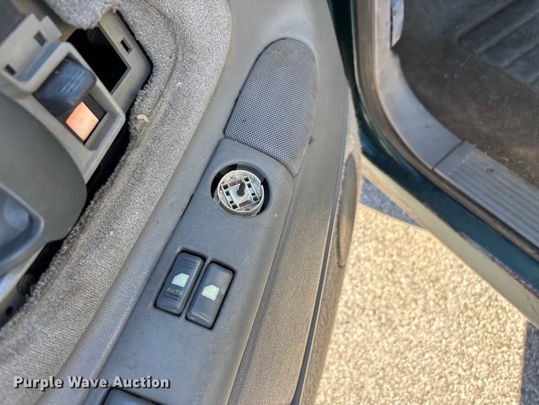 image for item DU1481 1996 Chevrolet C1500 pickup truck