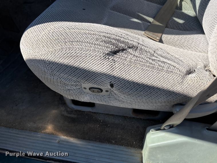 image for item DU1481 1996 Chevrolet C1500 pickup truck