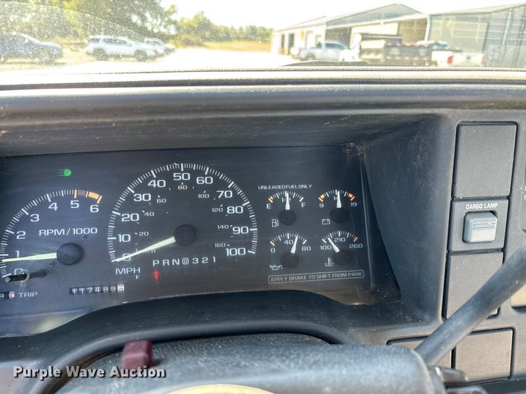 image for item DU1481 1996 Chevrolet C1500 pickup truck