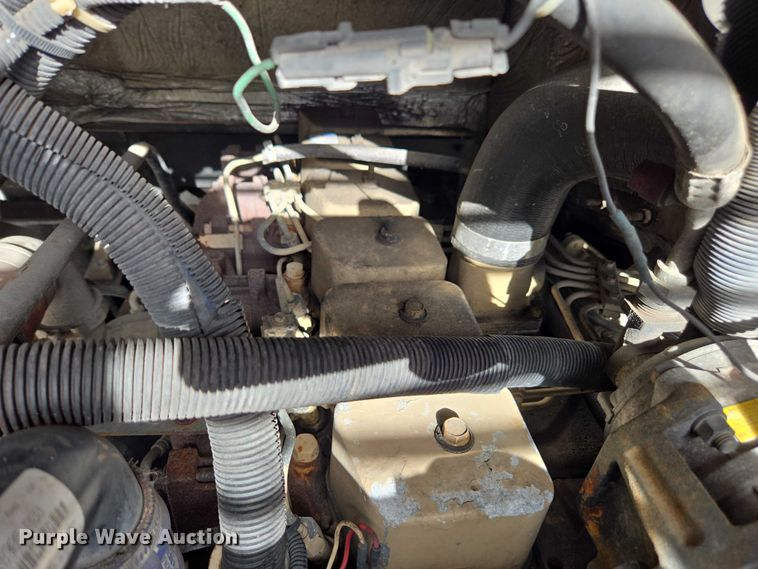 image for item DU2598 1997 Freightliner MT45 delivery truck