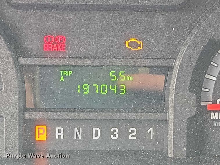 image for item DU2701 2013 Ford E350 shuttle bus