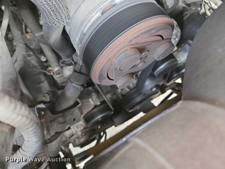 image for item DU2701 2013 Ford E350 shuttle bus