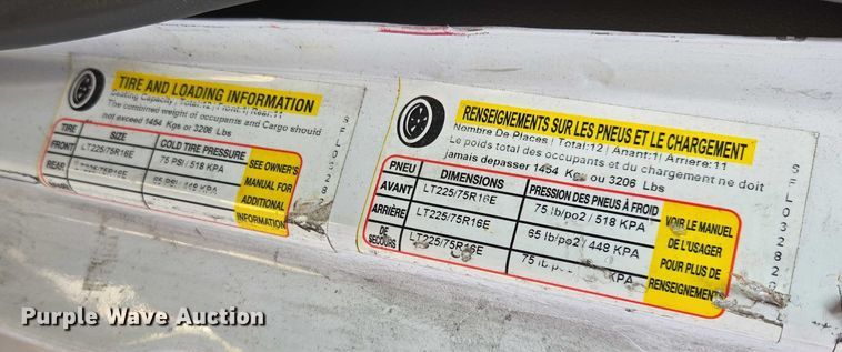 image for item DU2701 2013 Ford E350 shuttle bus