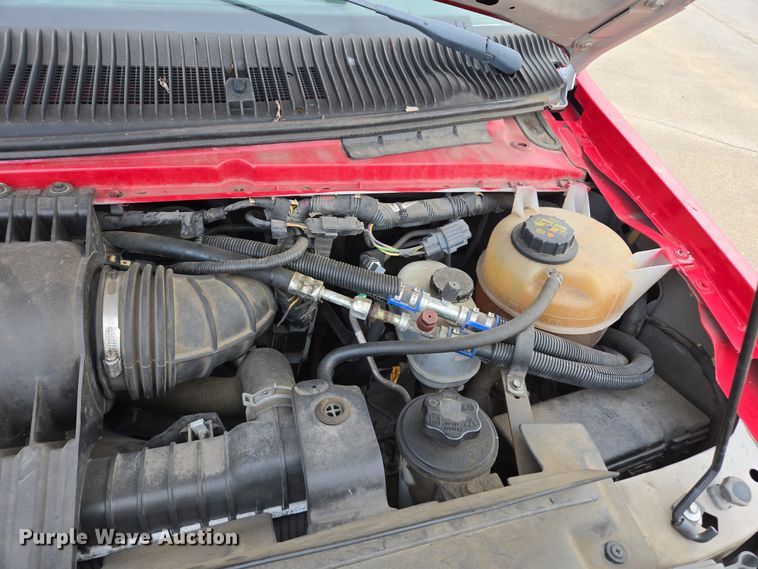 image for item DU2702 2013 Ford E350 shuttle bus