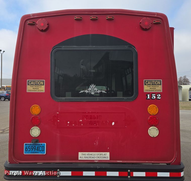 image for item DU2703 2010 Ford E450 shuttle bus