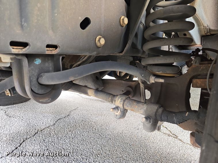 image for item DU2703 2010 Ford E450 shuttle bus