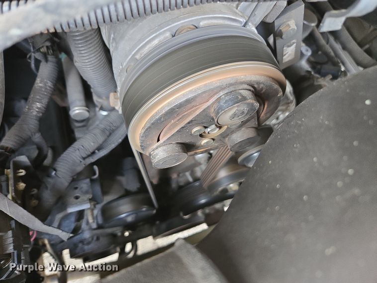 image for item DU2703 2010 Ford E450 shuttle bus