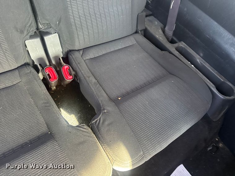 image for item DW6560 2010 Ford Explorer SUV