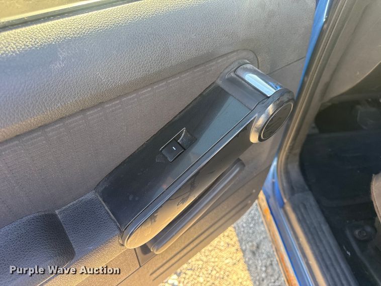 image for item DW6560 2010 Ford Explorer SUV