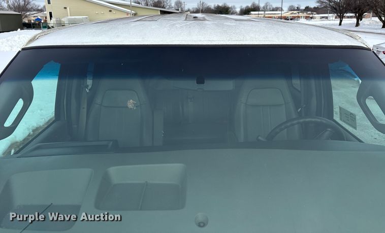 image for item DW7463 2016 Chevrolet Express 3500 van