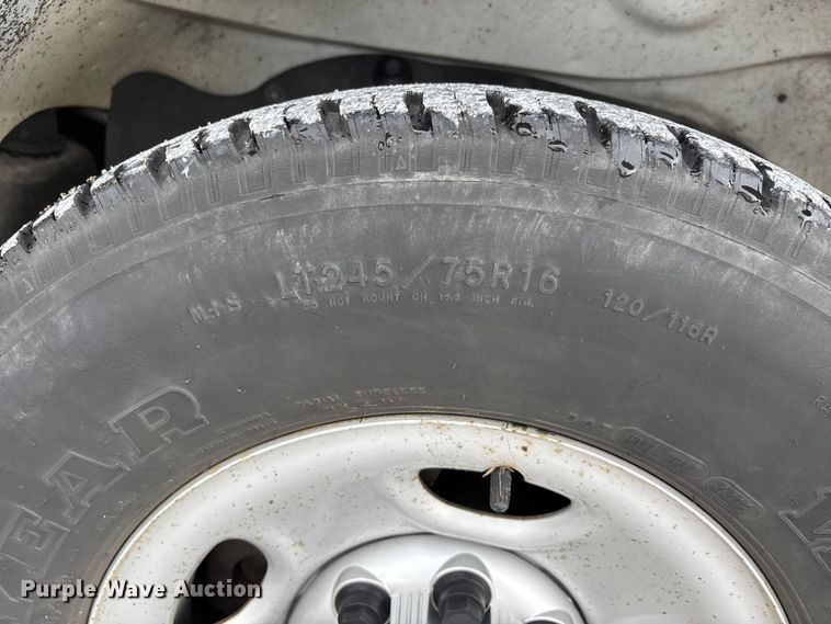 image for item DW7463 2016 Chevrolet Express 3500 van