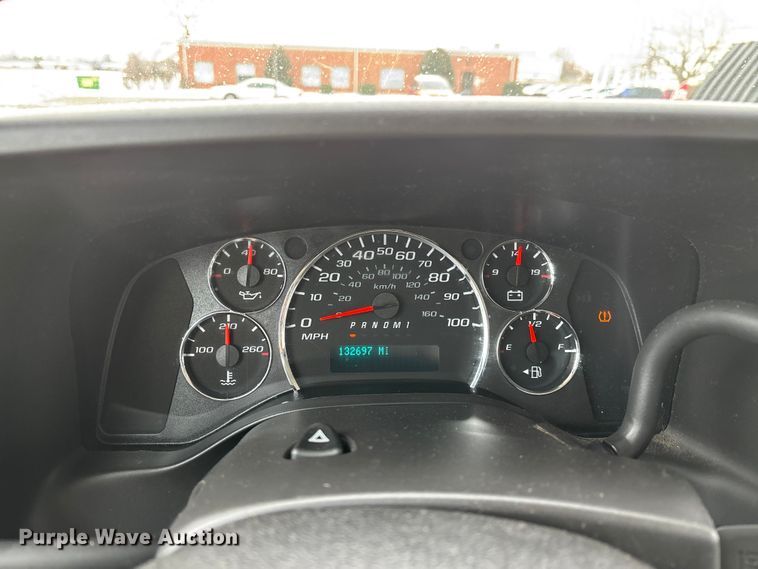 image for item DW7465 2016 Chevrolet Express 3500 van