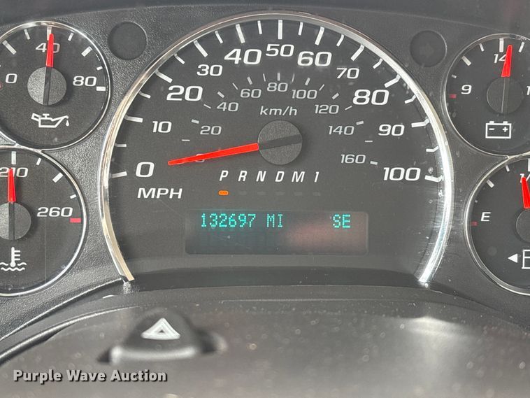 image for item DW7465 2016 Chevrolet Express 3500 van