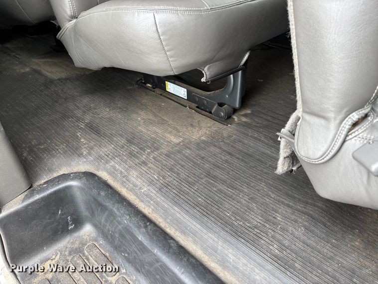 image for item DW7465 2016 Chevrolet Express 3500 van