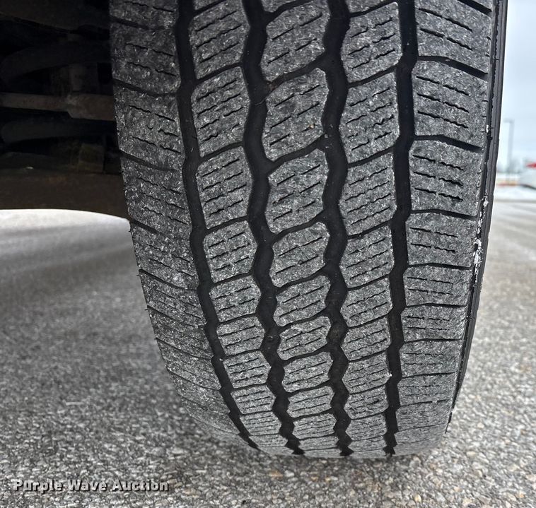 image for item DW7465 2016 Chevrolet Express 3500 van