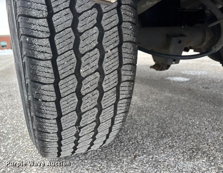 image for item DW7465 2016 Chevrolet Express 3500 van