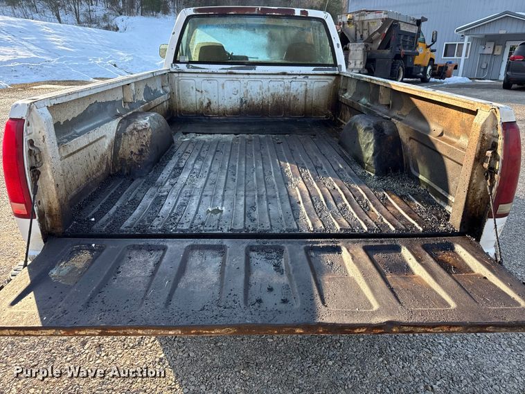 image for item DW7495 1993 Chevrolet Cheyenne 2500 pickup truck