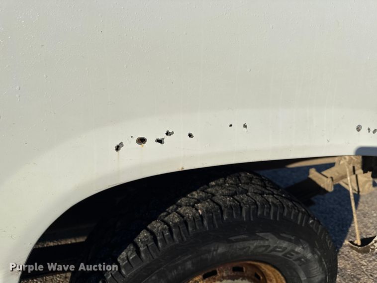 image for item DW7495 1993 Chevrolet Cheyenne 2500 pickup truck