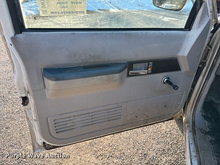 image for item DW7495 1993 Chevrolet Cheyenne 2500 pickup truck