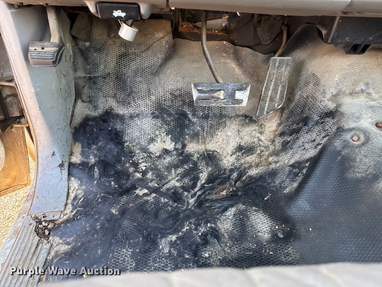 image for item DW7495 1993 Chevrolet Cheyenne 2500 pickup truck