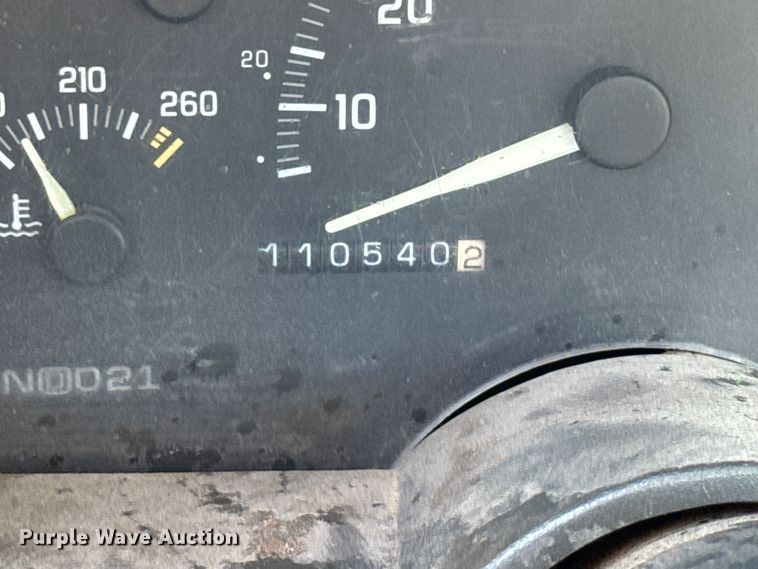 image for item DW7495 1993 Chevrolet Cheyenne 2500 pickup truck