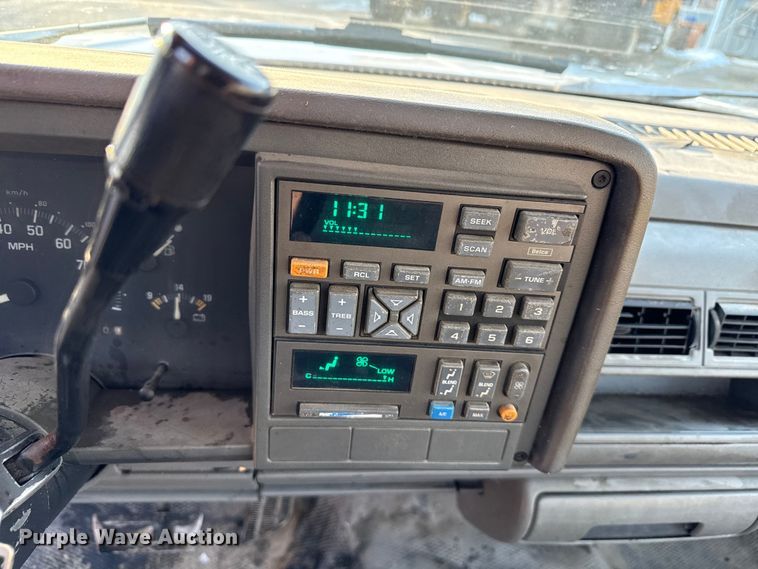 image for item DW7495 1993 Chevrolet Cheyenne 2500 pickup truck