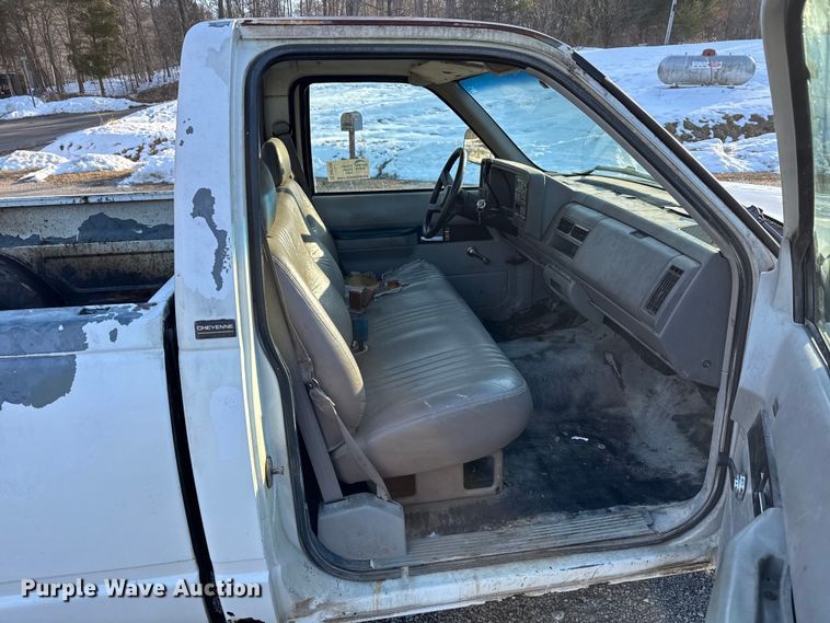image for item DW7495 1993 Chevrolet Cheyenne 2500 pickup truck