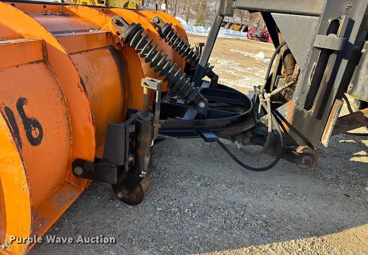 image for item DW7497 2001 GMC C8500 dump truck