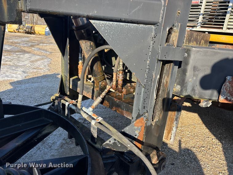 image for item DW7497 2001 GMC C8500 dump truck